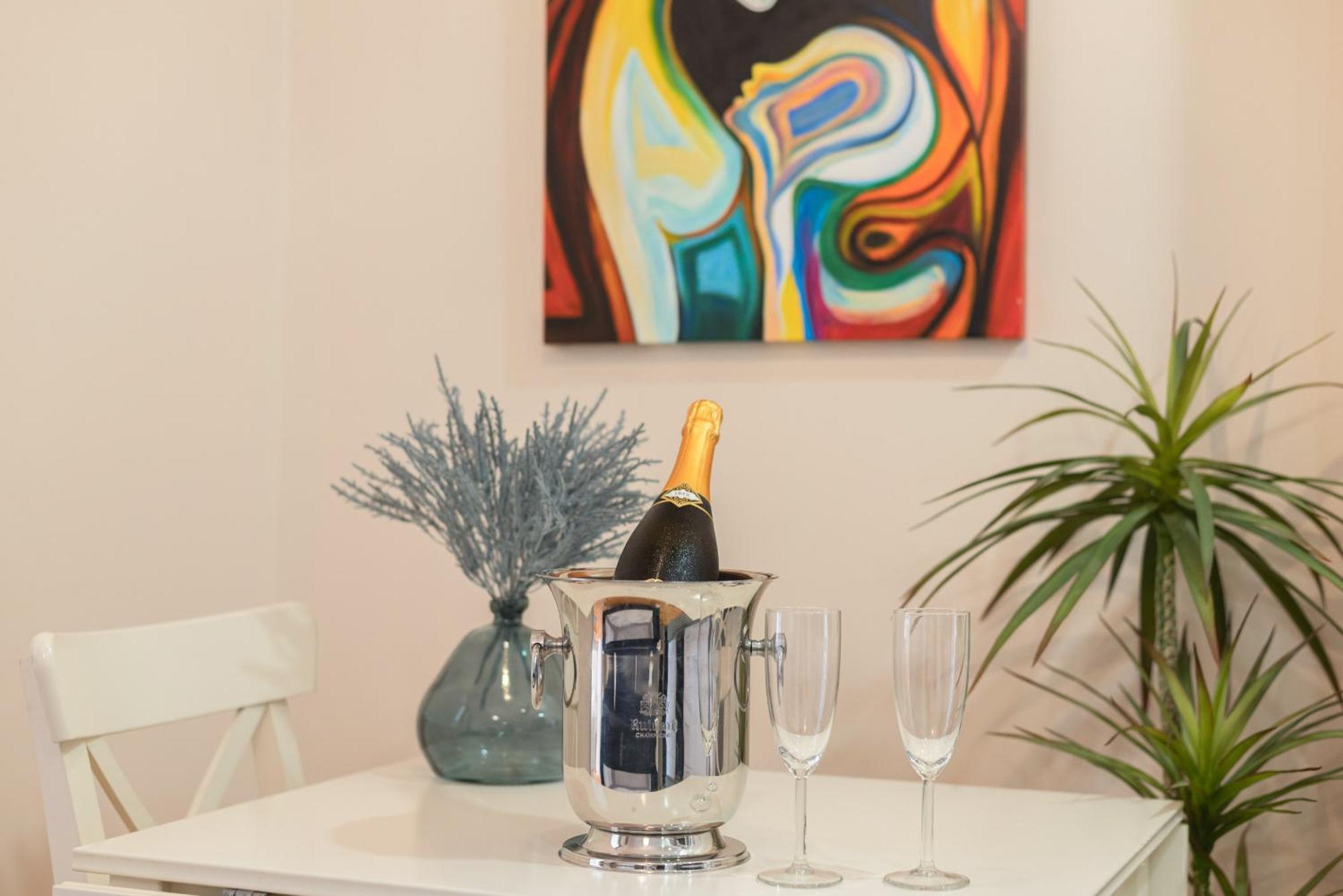 Lovely Charm House Downtown Porto Near Metro With Ac Ngoại thất bức ảnh