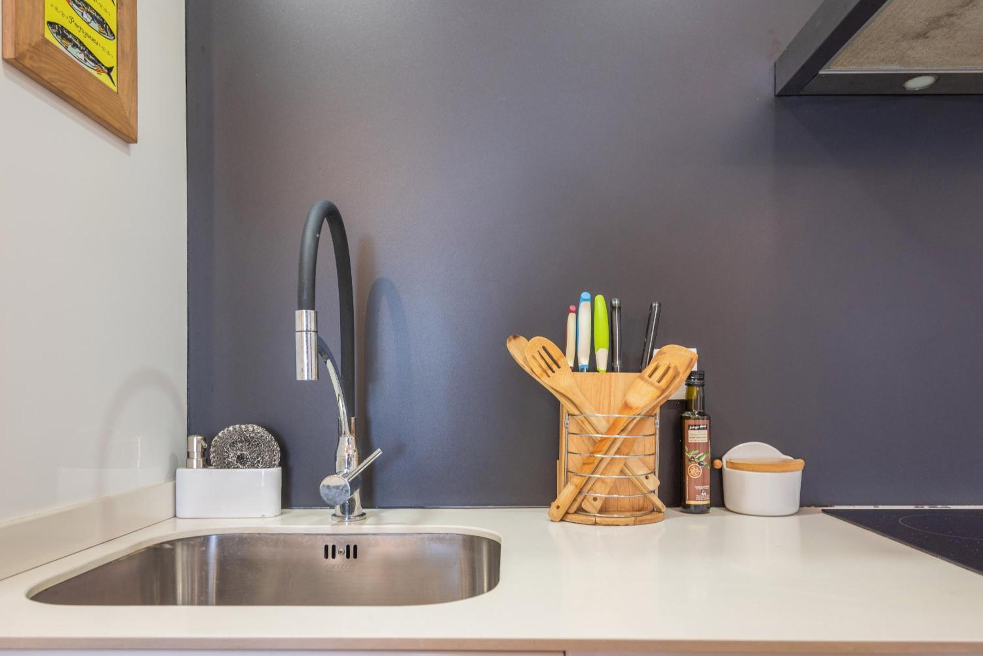 Lovely Charm House Downtown Porto Near Metro With Ac Ngoại thất bức ảnh