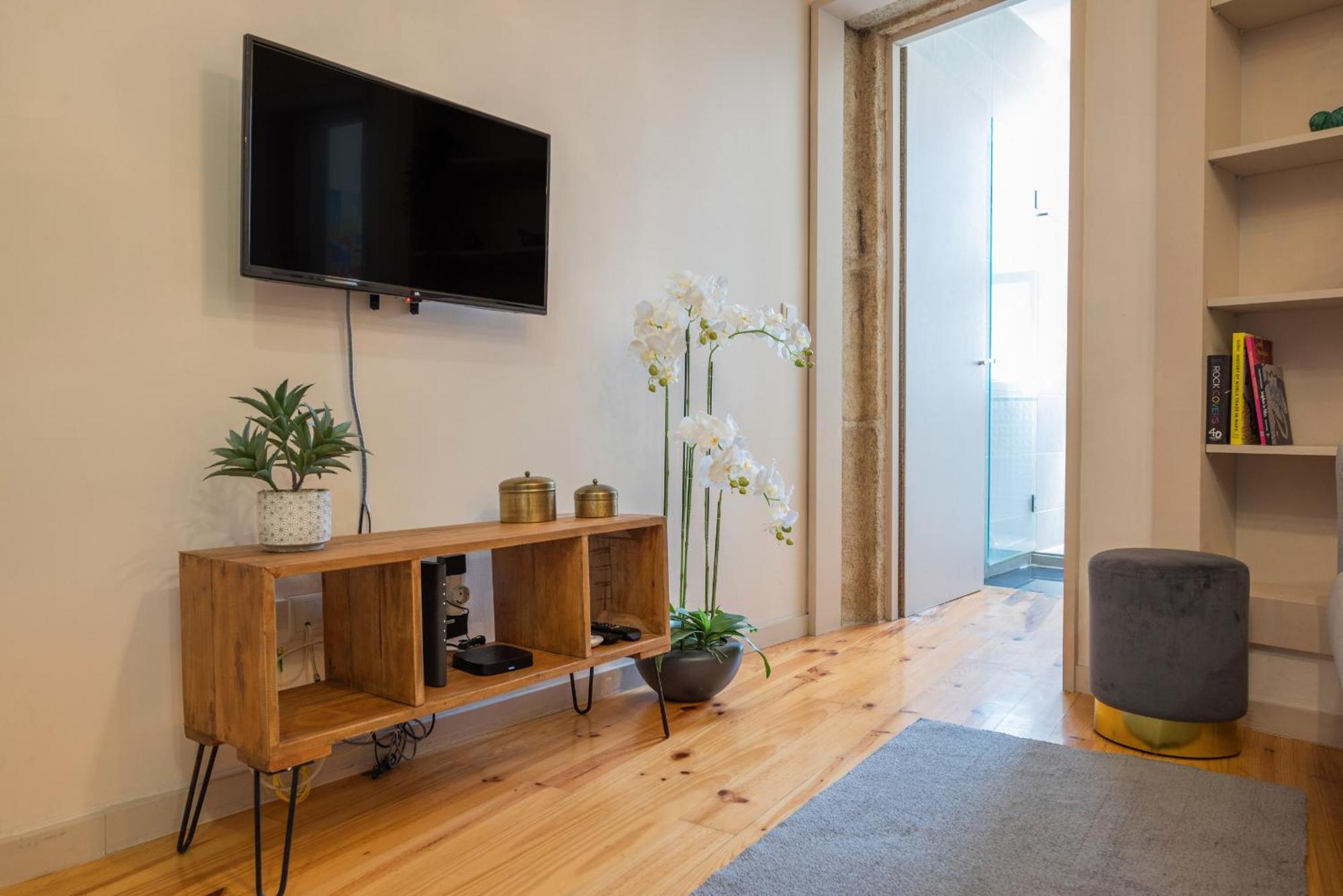 Lovely Charm House Downtown Porto Near Metro With Ac Ngoại thất bức ảnh